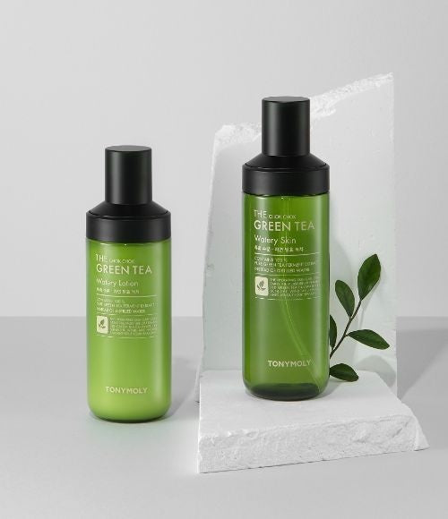 The chok chok green tea moisture 2-piece set
